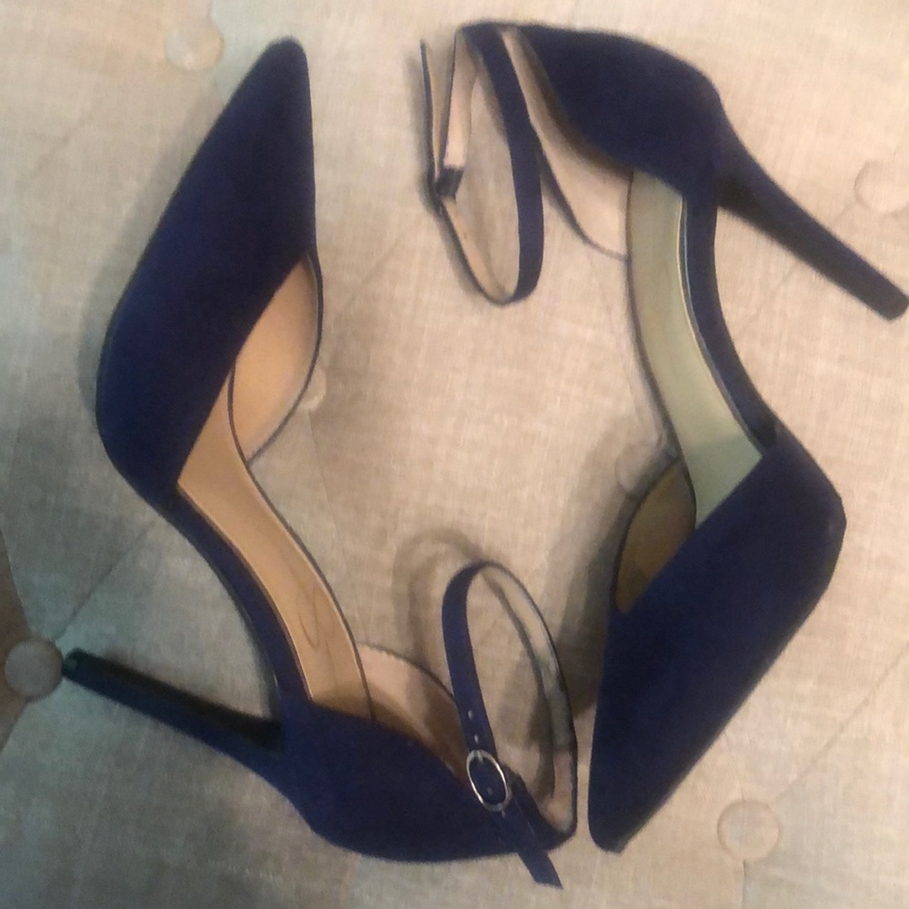 JESSICA SIMPSON - Hard to find beautiful navy dress shoes❤️